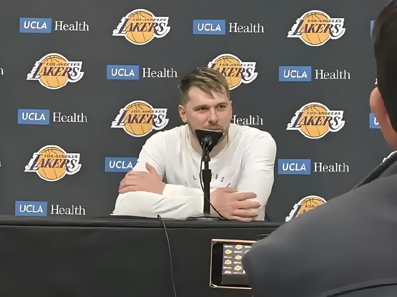 关于东契奇回归赛场,突破纪录首场状态亮眼,FPX观众沸腾!的信息NG28官方网站